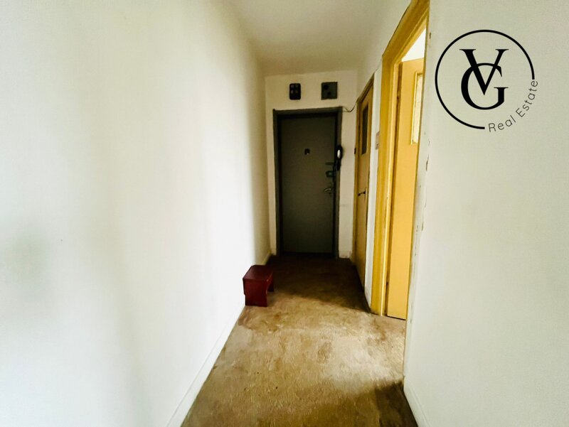 Metrou Titan, Bloc Potcoava, apartament 3 camere.